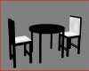 POSELESS Table w/chairs