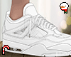 🎅 White Sneakers.