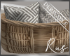 Rus DER Pillow Basket