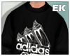 Shrunken black sweater