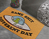 金 Alien Rug