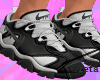 G★ Black Sneakers