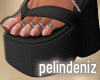 [P] Dale black sandals