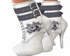White rose boots