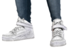 white shos