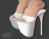 𝓓. heels