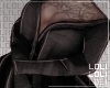 お. oversized shirt