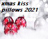 XMAS KISS PILLOWS