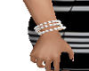 Gig-Pearl Bracelet Right