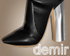 [D] Klein black boots