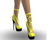 Platforms yellow lady