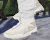 llzM.. White Sneaker