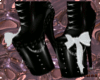 v04 boots blk&white