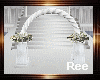 Ree|WHITE WEDDING ARC