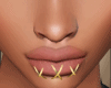 ~S Gold Lips Piercing