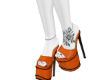 PRETTY IN ORANGE