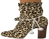 {D}leopard print boots
