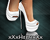 Heen| Roca's White Shoes
