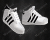 Sneakers & Kicks M