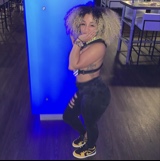 iiiamSye