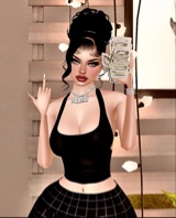 Guest_LainaQueen