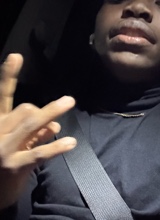 Guest_THEYLUVBIGICE