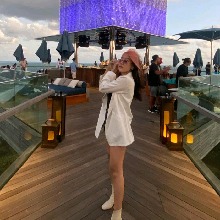 Guest_Vhely