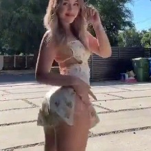 Guest_Valentina0326