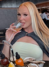 VanessaVaneXO