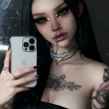 Guest_Scarlett449075