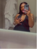 Naomie251555