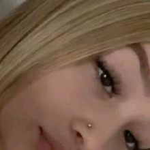Guest_Laisazxzz