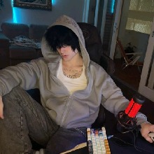 Guest_junebudchampagnec31b