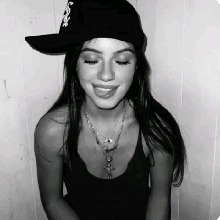 Guest_Emiillyy2