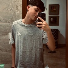 Guest_Carrelomhns1