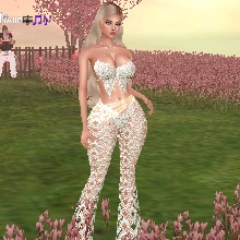 Guest_Mirella613489