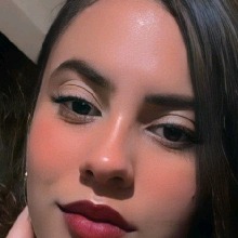 Guest_Mayara232