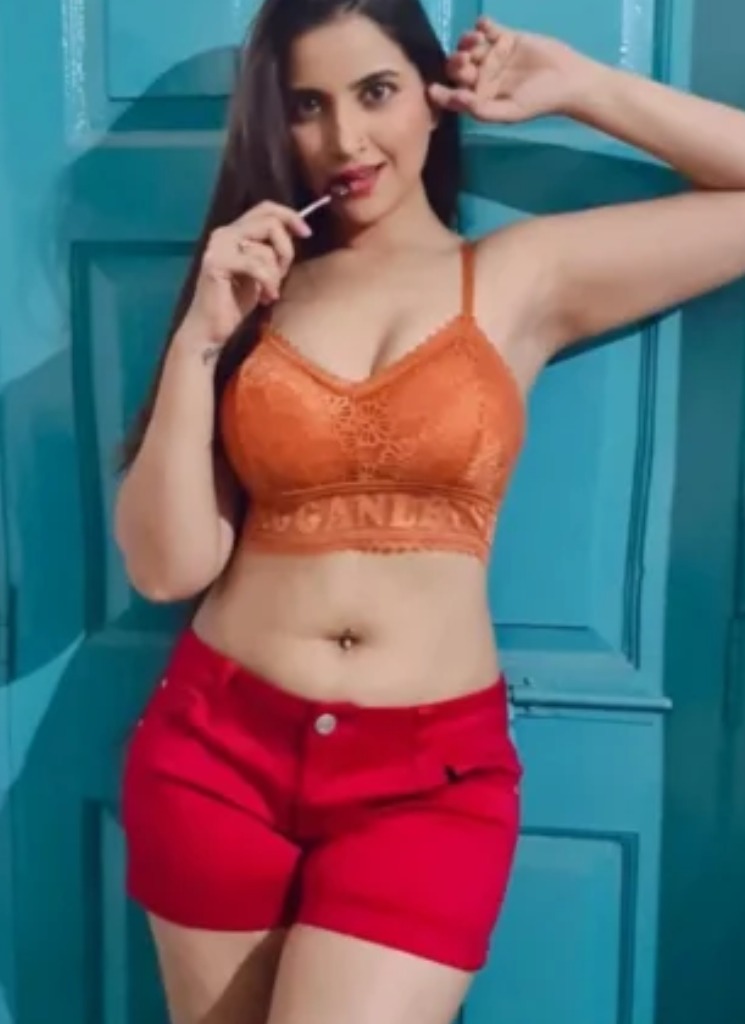 Guest_DesiEnchantress