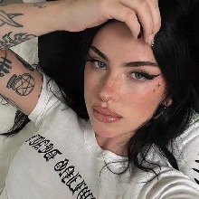 Guest_Emmariana1