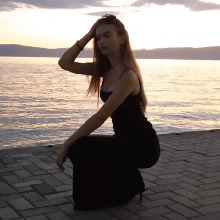 Guest_Leontina19
